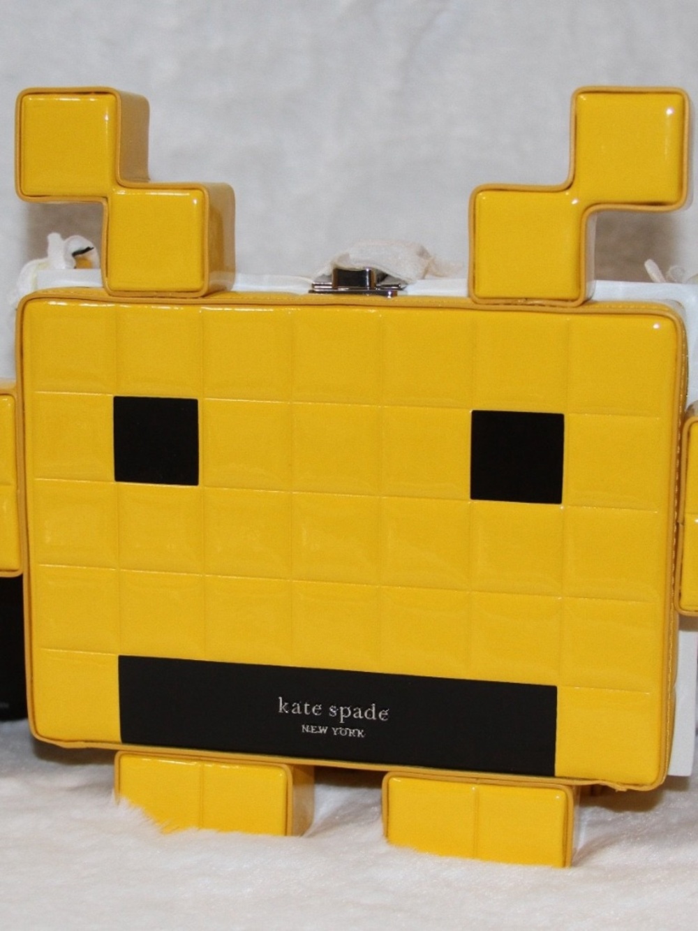 NWT! Kate Spade x Space Invaders Patent 3D Alien Crossbody Novelty Bag Purse - Picture 1 of 9